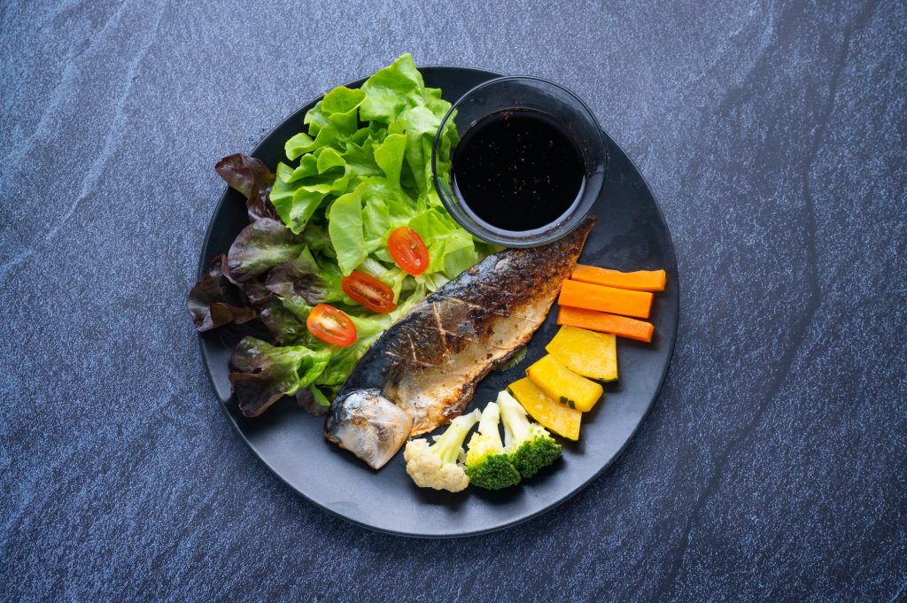 Grilled Fish Mixing Food
